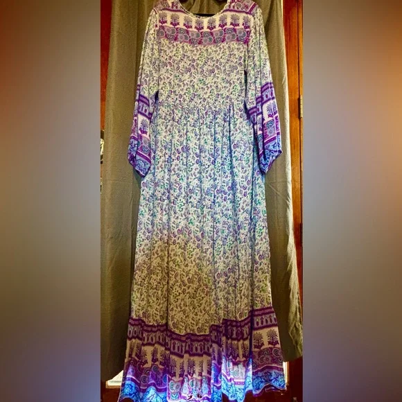 Wilde Belle Purple and White Gypsy Maxi Dress - Picture 2 of 7